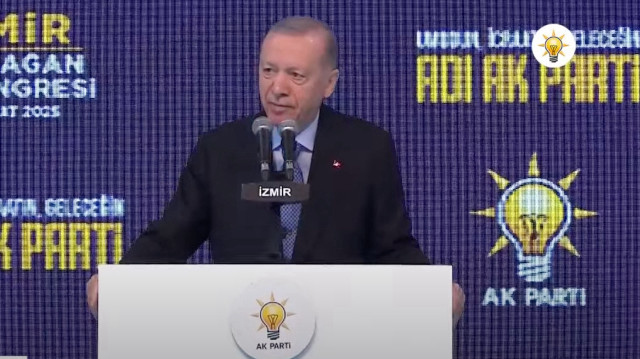Cumhurbaşkanı Erdoğan’dan muhalefete İzmir tepkisi: Caddeleri sokakları ve denizi perişan durumda