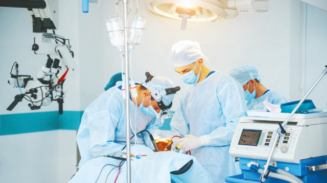 Doğal eklem gibi protez