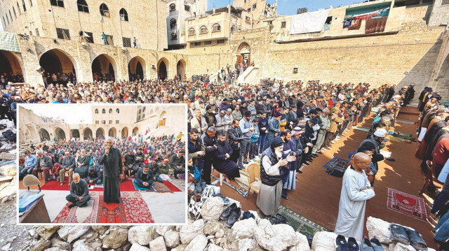 Gazze komutanına veda etti: 15 direniş lideri toprağa verildi