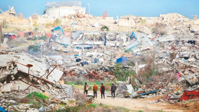 İşgalci İsrail Netzarim’den çekildi