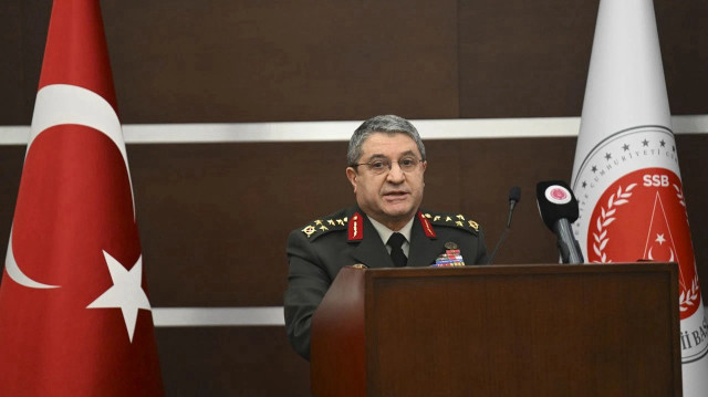 Kara Kuvvetleri Komutanı Orgeneral Selçuk Bayraktaroğlu’nun acı günü: Annesi vefat etti