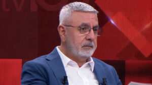 Mehmet Metiner muhalefetteki ‘liderlik’ kavgasını değerlendirdi: Göreceksiniz çatır çatır çatlayacak…