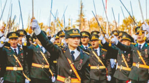 Teğmenlerin davasında çelişkiler: Dört üye nasıl görmedi