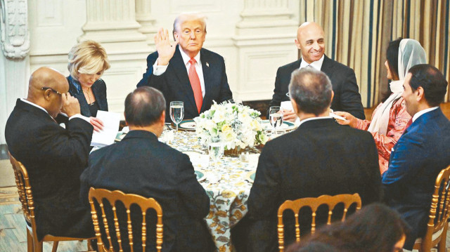 Beyaz Saray’da iftar verdi