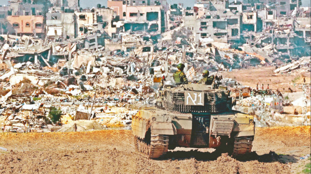 Güneyden ve kuzeyden saldırı: İsrail tankları Beyt Lahiya ve Refah’ta