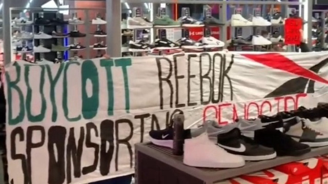İsrail futbol takımına sponsor olan Reebok’a boykot tokadı
