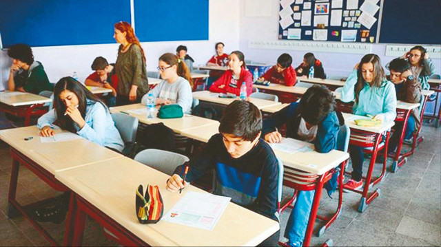 Müfredat dışı derse göz yummayız