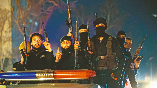 Rejim artıkları kaos peşinde