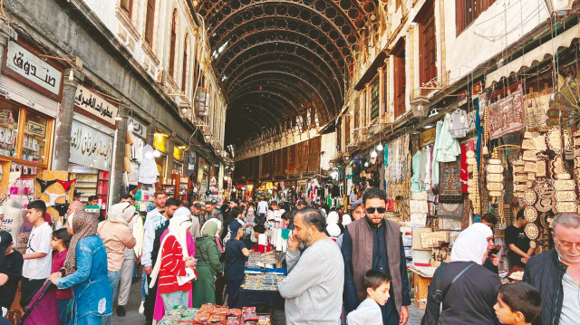 Şam-ı Şerif özüne döndü