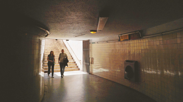 Avrupa karanlığa gömüldü