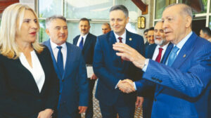 Bosnalı üç lideri aynı masada buluşturdu: Geçmişteki acılar bir daha yaşanmasın