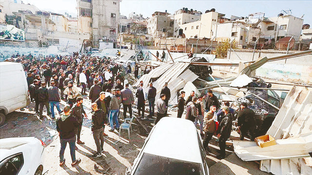 İşgalciden Cenin’e demir bariyer