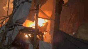 İsrail Han Yunus’taki hastanede Gazeteci çadırını bombaladı: Diri diri yandılar