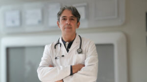 Kalbinizin çağrısını cevapsız bırakmayın: Bu belirtiler kalp krizinden önce son ikaz