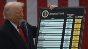 Trump’tan yüzde 25 otomobil vergisi açıklaması: ABD’nin altın çağı geri geliyor