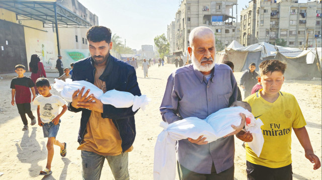 29 kişi bombadan 1 çocuk açlıktan öldü