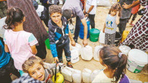 Bekleyen tır 3 bini buldu