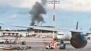 Ben Gurion’a balistik füze düştü