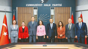 DEM’den tura devam