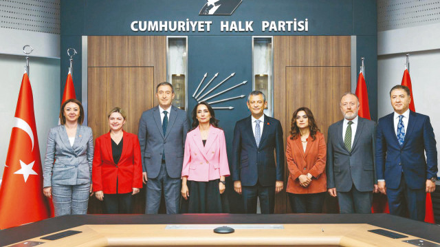 DEM’den tura devam