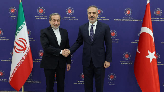 Dışişleri Bakanı Fidan, İranlı mevkidaşı Erakçi ile nükleer müzakereleri görüştü
