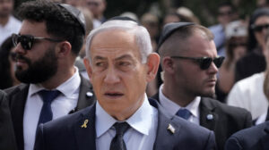 Netanyahu’ya ‘benzeri görülmemiş’ koruma: Fotoğraf makinesi hariç hiçbir cihazı yaklaştırmıyorlar