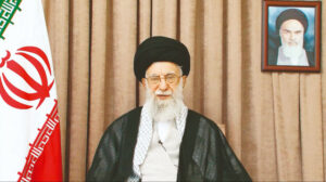 Hamaney’den Trump’a cevap: Büyük zafer kazandık