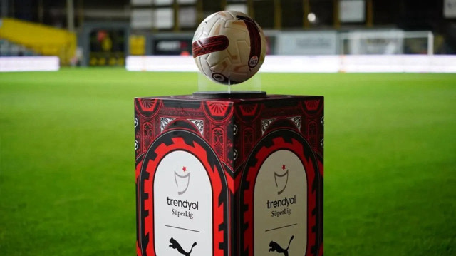 Dünyaca ünlü yıldız oyuncu Süper Lig ekibiyle anlaşma sağladı: Ön protokol imzalandı