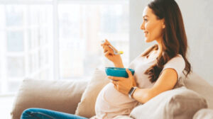 Emziren anneye zorbalık yapmayın: Diyet baskısı süt kalitesini düşürüyor