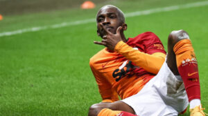 Onyekuru Süper Lig’e dönüyor
