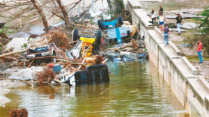 Teksas’ta can kaybı artıyor