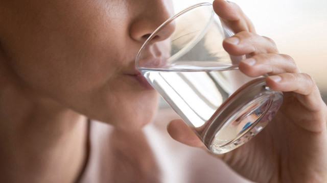 Uzmanından su zehirlenmesi uyarısı: Günlük su tüketimi ne kadar olmalı? İşte dikkat edilmesi gerekenler