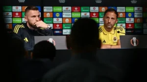 Domenico Tedesco’dan Zagreb maçı öncesinde itiraf: “Bazı problemler var…”