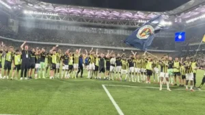 Fenerbahçeli yıldız için büyük iddia: “Formayı giymek istemiyor!”