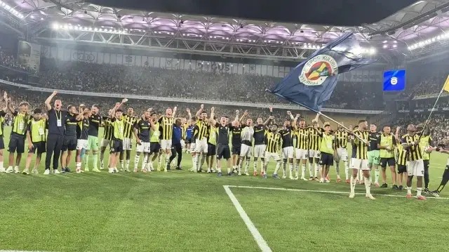 Fenerbahçeli yıldız için büyük iddia: “Formayı giymek istemiyor!”