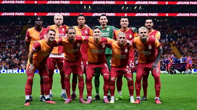 Levent Tüzemen’den yıldız isim için flaş yorum: Galatasaray 10 kişi oynuyor