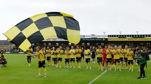 9 yıl önce dördüncü lige düşmeye oynuyorlardı: 800 nüfuslu köy Şampiyonlar Ligi’ne gidiyor!