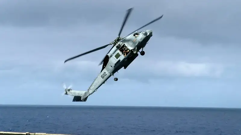 ABD helikopteri ve savaş uçağı Güney Çin Denizi’nde düştü