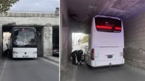 Ağrı 1970 SK takım otobüsü Kayseri’de alt geçitte sıkıştı