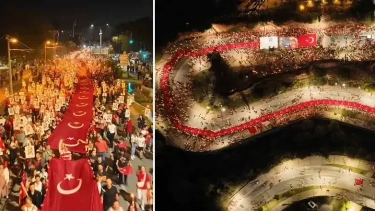 Antalya’da 400 metrelik dev bayrakla Cumhuriyet coşkusu: Fener Alayı’na yüzlerce kişi katıldı