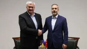 Bakan Fidan’dan Lüksemburg’da diplomasi trafiği: Ukraynalı mevkidaşı ile görüştü