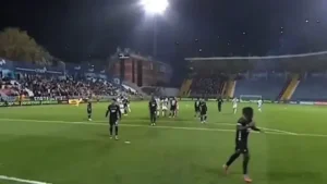 Beşiktaşlı yıldız maç oynanırken koşarak soyunma odasına gitti