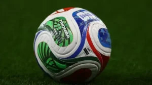 Dünya Kupası Elemelerinde geceye damga vuran maç: 8 gol atıldı, geri dönüşler nefes kesti!