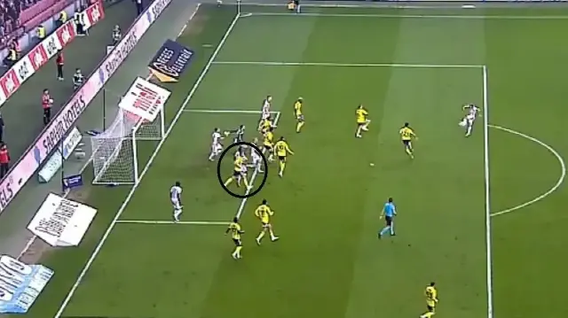 Samsunspor’un golü ofsayt mıydı? Eski hakemler kararı değerlendirdi