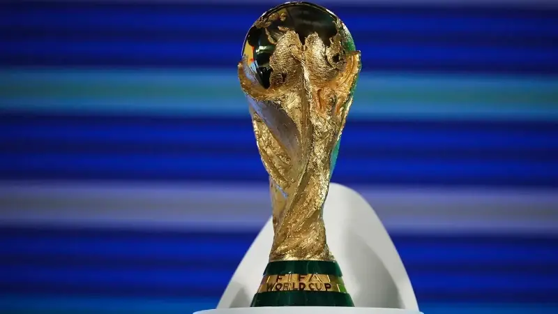 2026 Dünya Kupası’na katılacak 42 ülke kesinleşti: Son 6 bilet için nefesler tutuldu: İşte dev turnuvaya katılacak ülkeler…