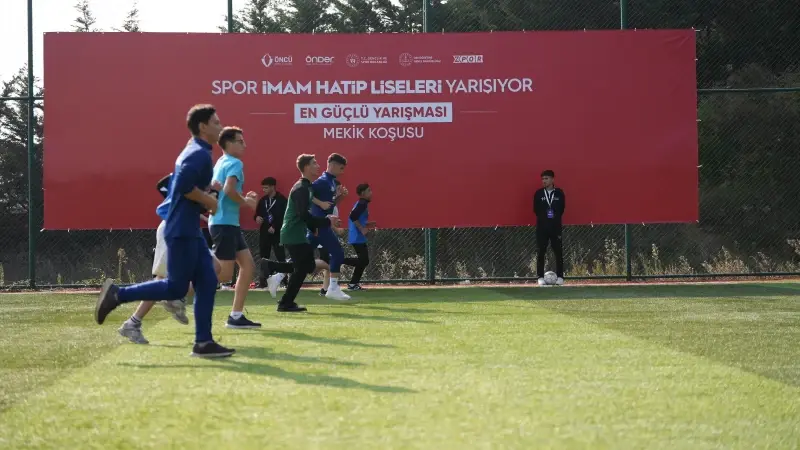 Ahlaklı ve öncü gençler Spor İmam Hatip Liseleri’nde yetişiyor