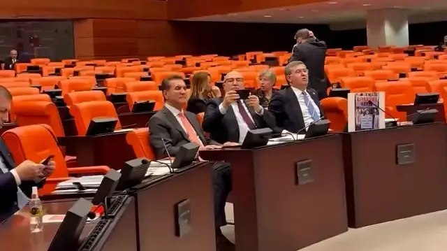 CHP sıraları boş kaldı Osman Gökçek bu video ile seslendi: Bunlar milletvekili maaşını hak ediyor mu?