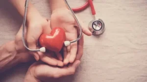 Doğumsal kalp hastalıklarında erken tanı başarıyı artırıyor