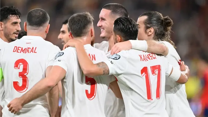 Fenerbahçeli yıldıza milli maçın ardından Milan kancası: İtalya’ya sıcak bakıyor!