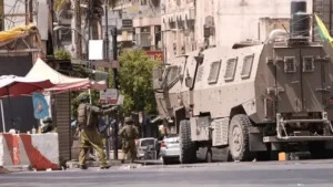 İsrail ordusu Batı Şeria’da baskın düzenledi: 32 Filistinli gözaltına alındı